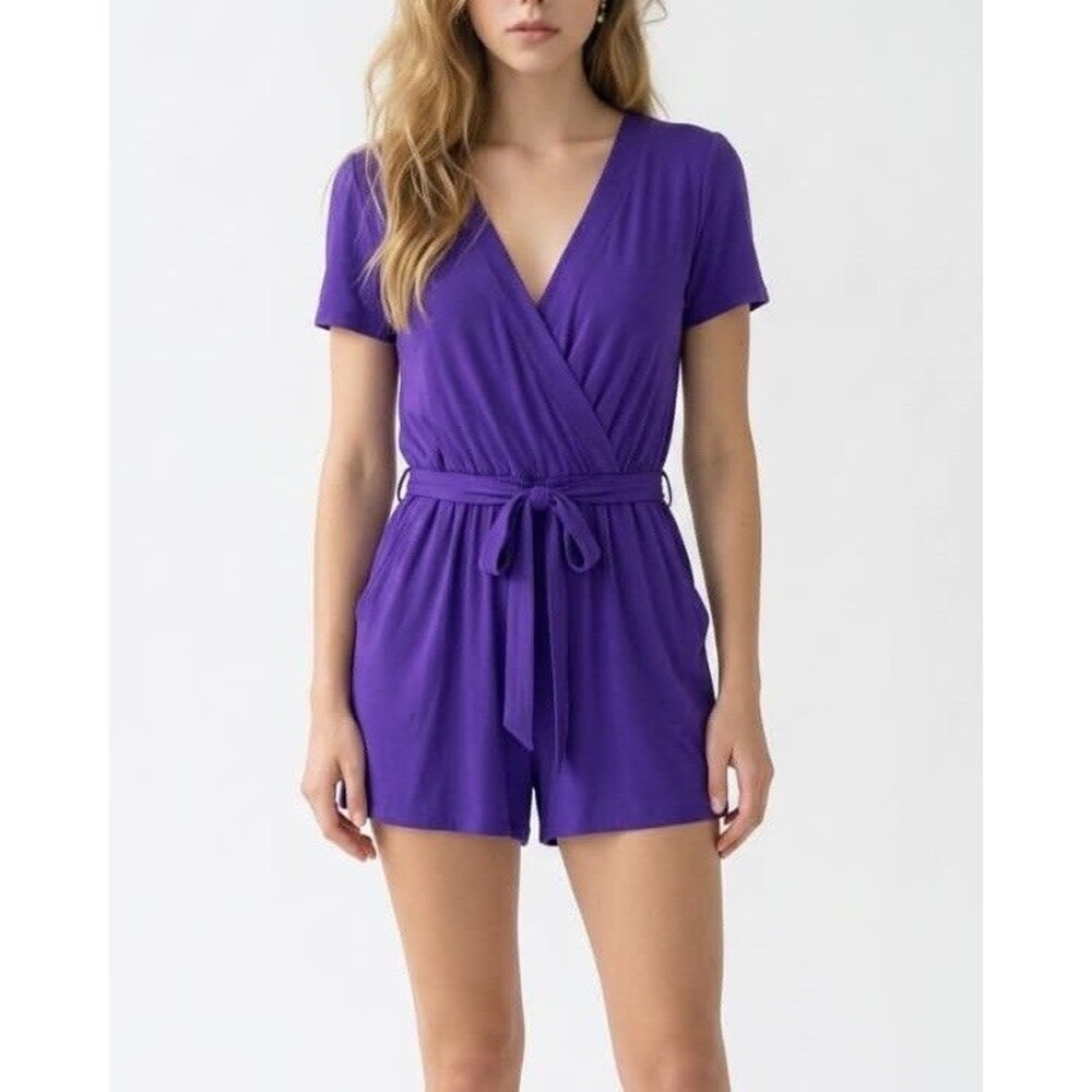Women’s Marlow Romper Size L Purple Stretch Pockets V-Neck Short Sleeveless